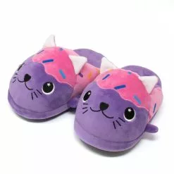 MMG Brands Moosh-Moosh Adult Plush Slipperz - Freckles The Donut Cat