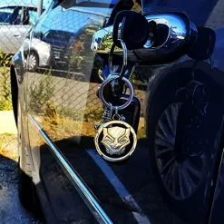 SalesOne LLC Marvel Black Panther Wakanda Forever Panther Symbol Keychain -Bioworld Shop SOI BKPR2WFKC01 CC