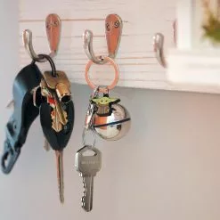 SalesOne LLC Star Wars: The Mandalorian Razor Crest 3D Shifter Knob With Grogu Keychain -Bioworld Shop SOI SWSHFTKNBKC01 CD