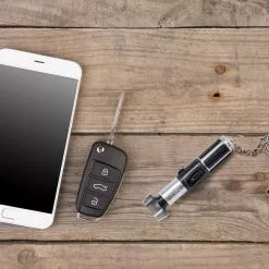 Seven20 Star Wars Mini Lightsaber Flashlight Key Chain: Yoda 14 Seven20 Star Wars Mini Lightsaber Flashlight Key Chain: Yoda -Bioworld Shop UGT STAR48 CF